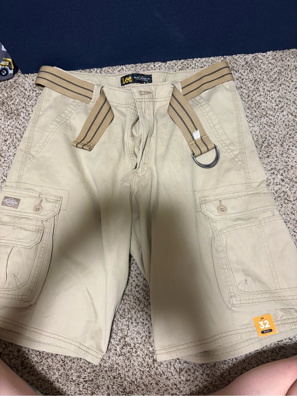 Lee Men's Tan Cargo Shorts with Web Belt